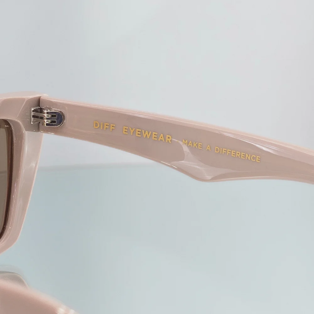 DIFF x Krista Horton Sunglasses The Kolly Light Taupe Brown Polarized Retro Gift
